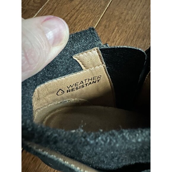 Vionic Black Weather-Resistant Ankle‎ Boots With Side Zippers & Chunky Heels - Picture 6 of 7